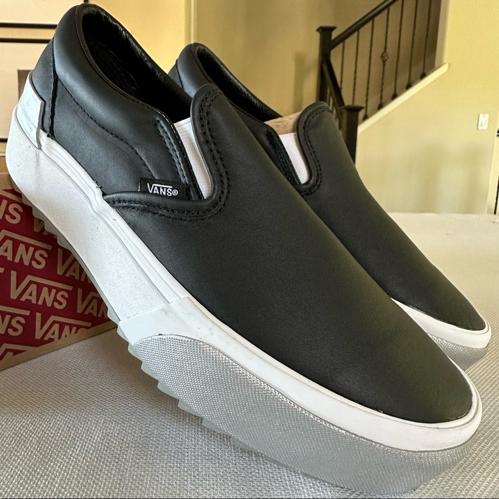 Vans Classic Slip-On Stackform Shiny Black Silver Platform